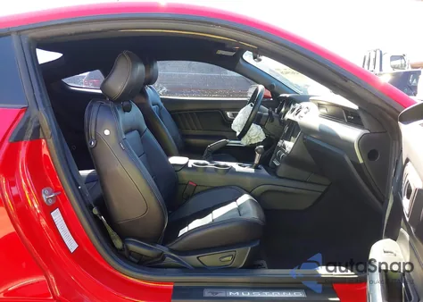 2023 Ford Mustang Ecoboost Premium Fastback z USA, uszkodzony, nr VIN 1FA6P8TH8P5105555